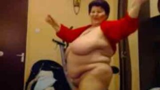 Chubby Granny Dances Naked On Free Cam